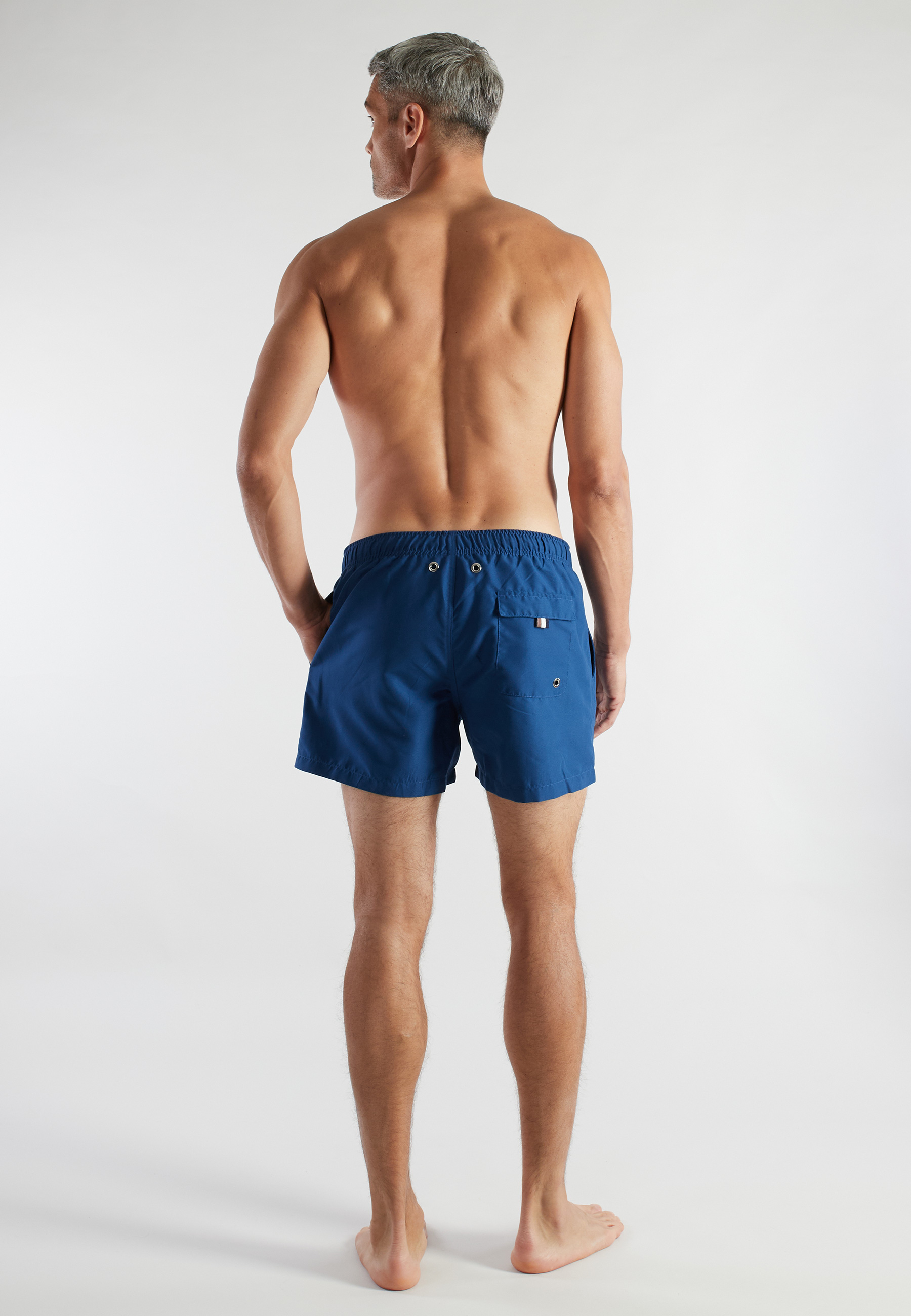 BUGATTI Herren Badeshorts blau uni