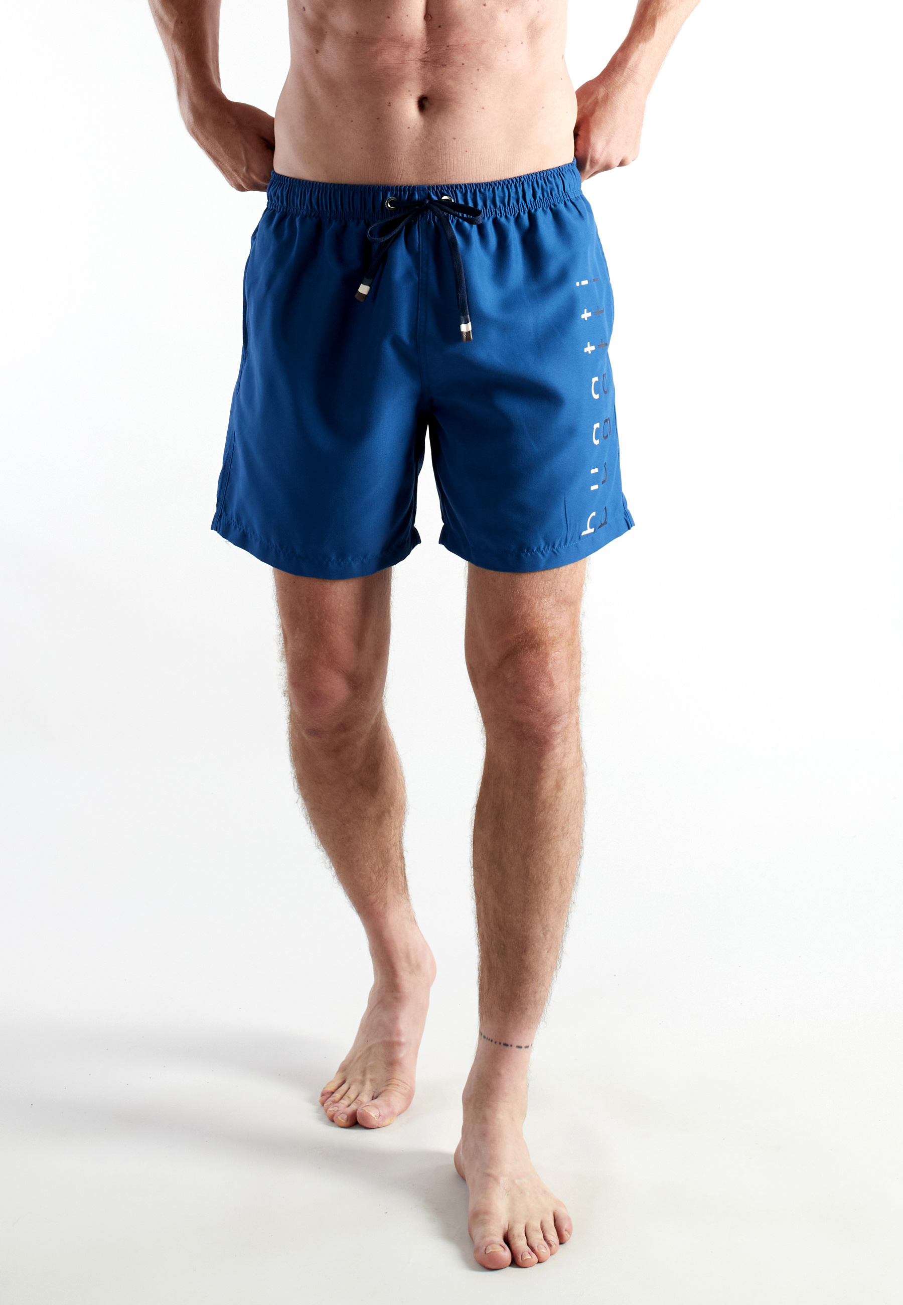 BUGATTI Herren Badeshorts blau uni