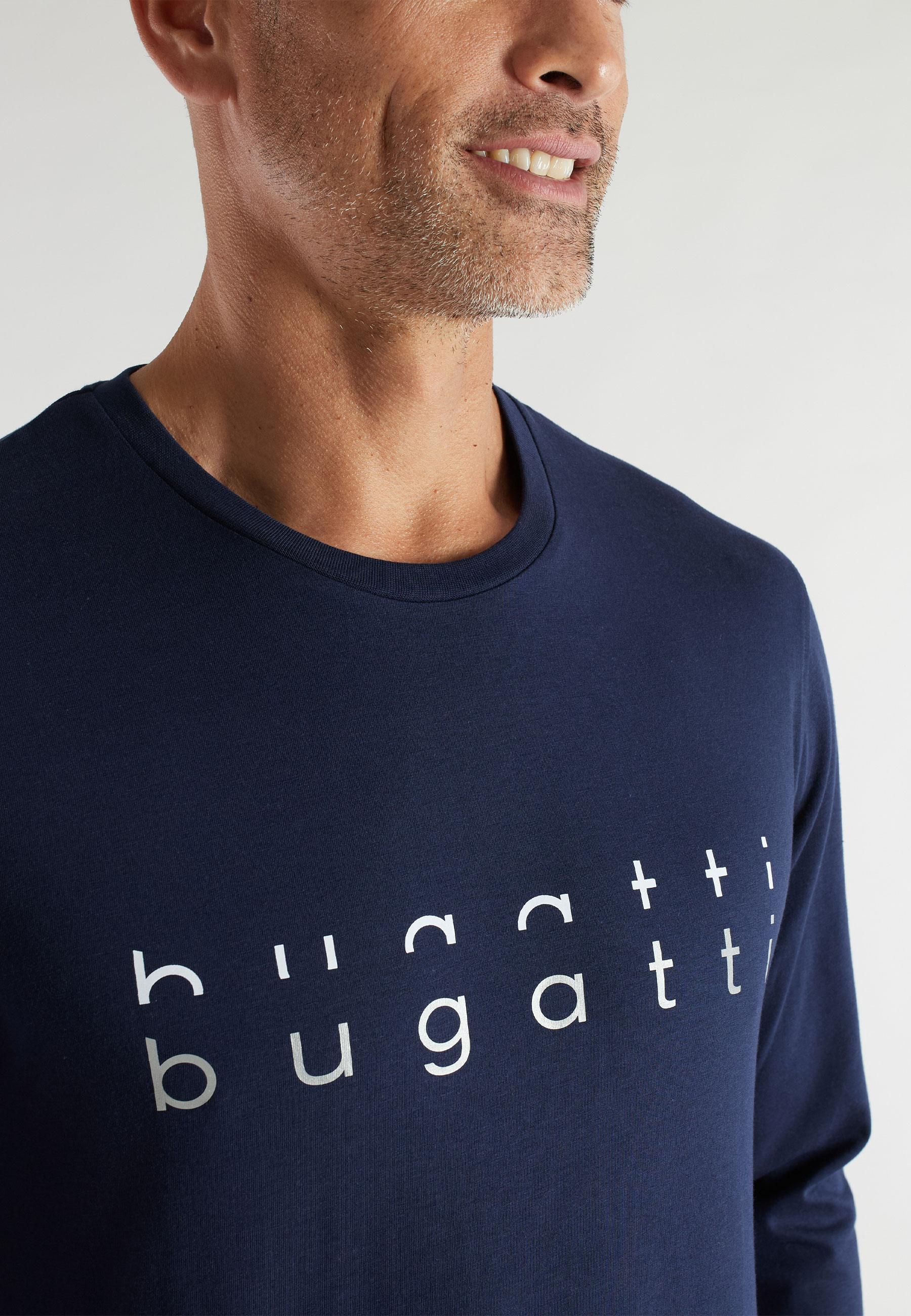 BUGATTI Herren Longsleeve blau uni