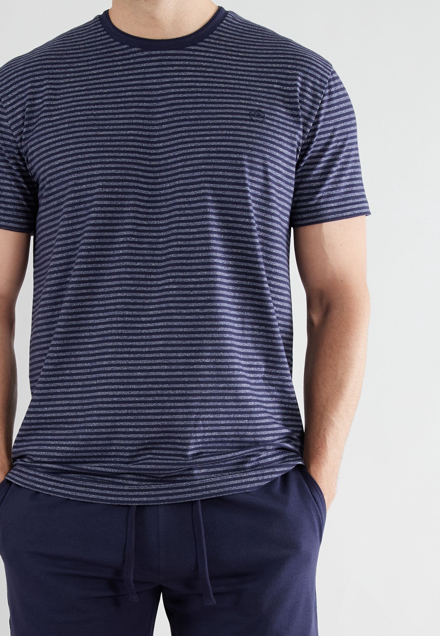BUGATTI Herren Shorty blau quergestreift