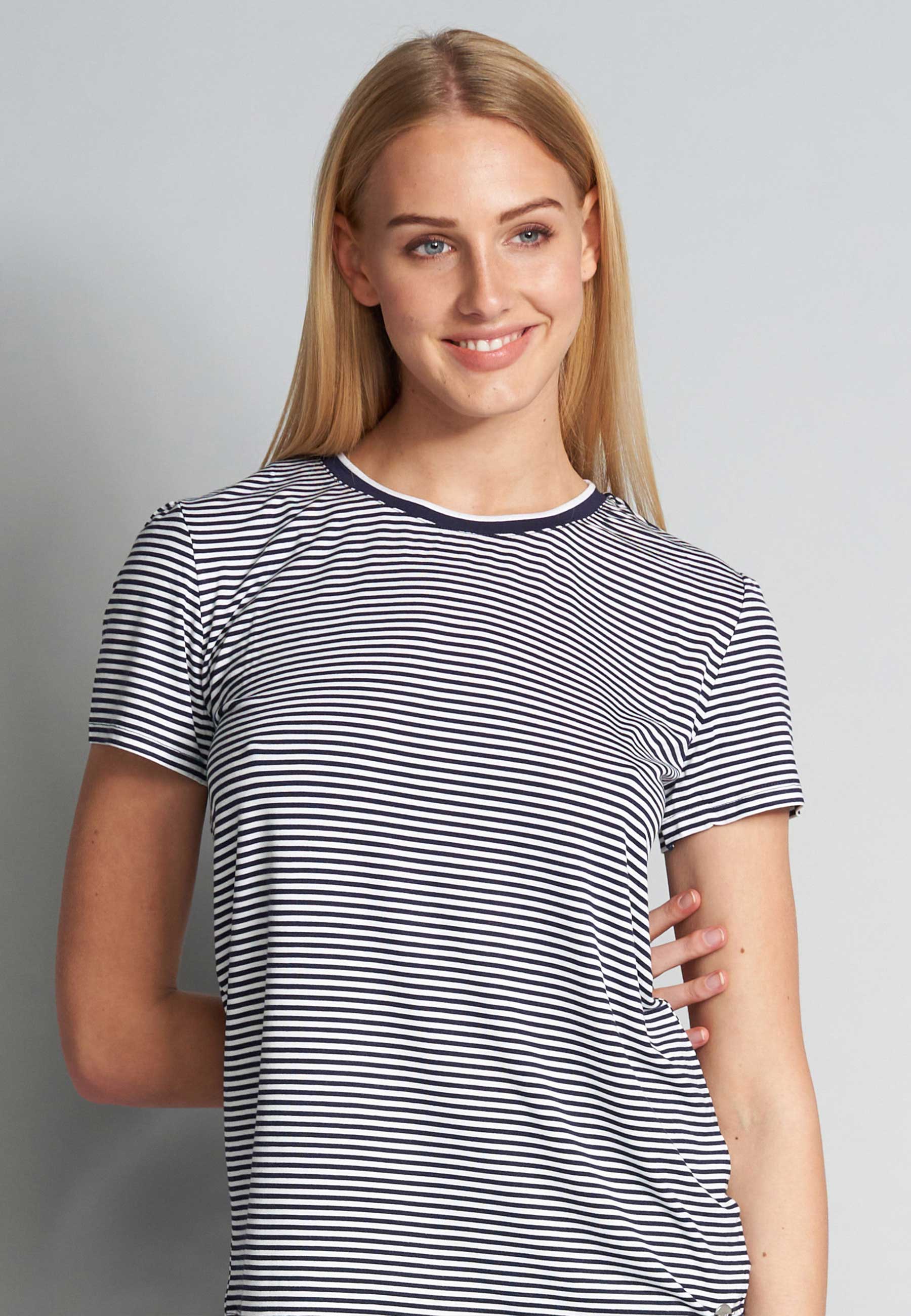 Damen Oberteil blau quergestreift