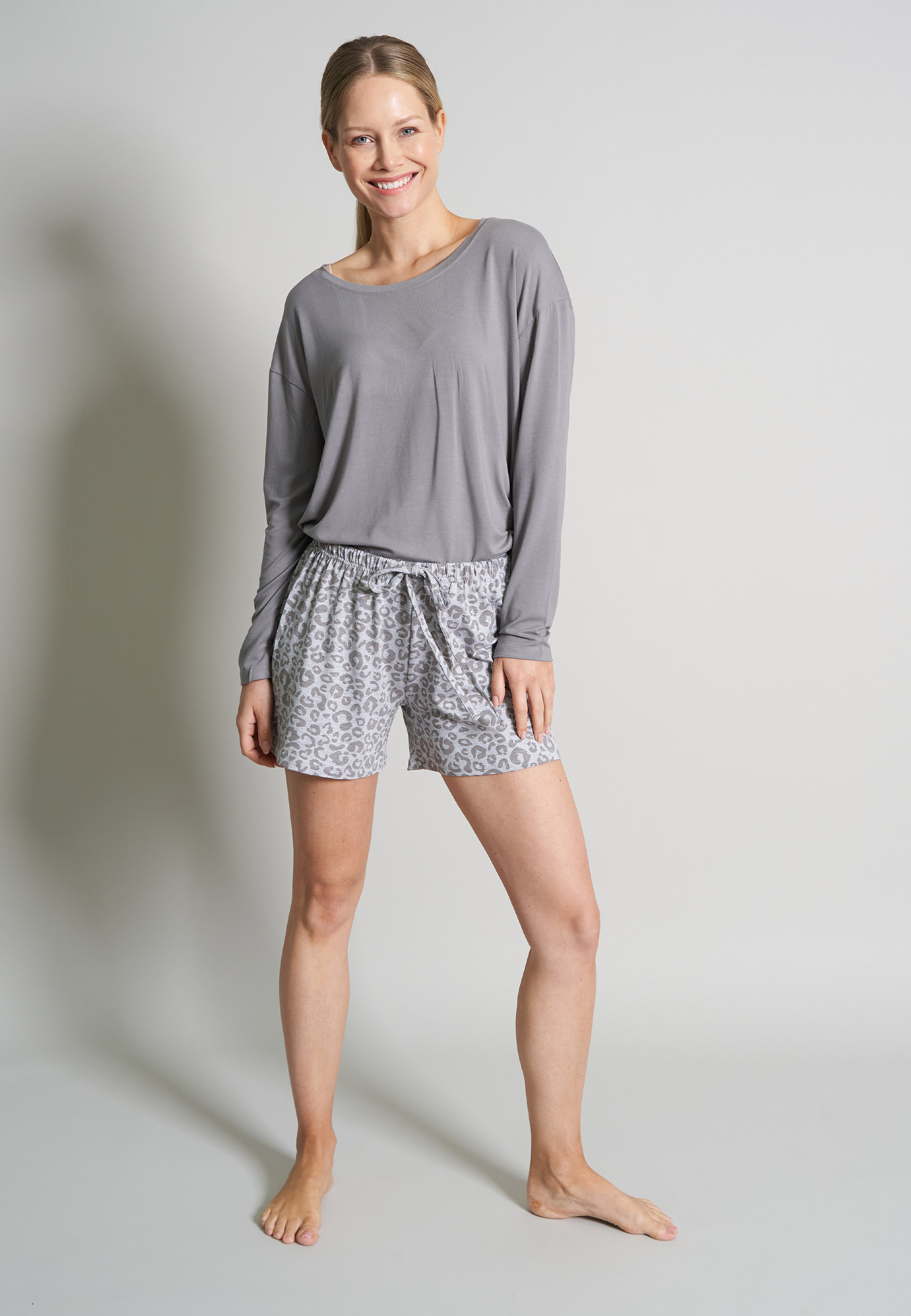 TOM TAILOR Damen Kurze-Hose grau bedruckt